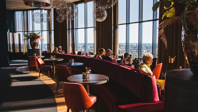 Sixx Skybar
