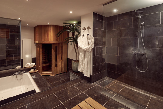 Asia suite