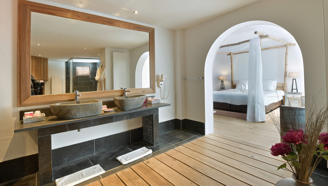 Asia Suite