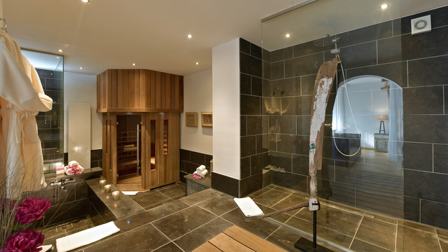 Asia Suite