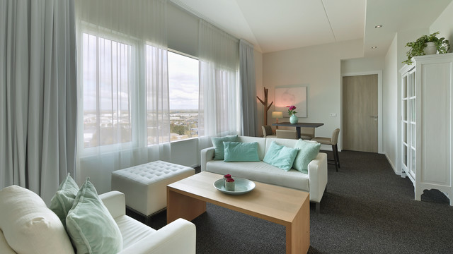 Lounge Suite